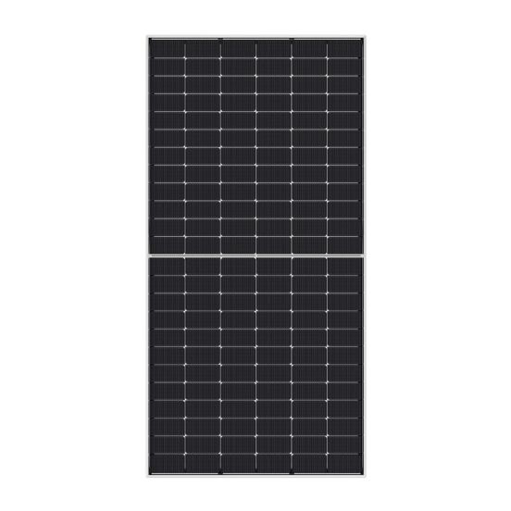 Solar Panels: 590 W